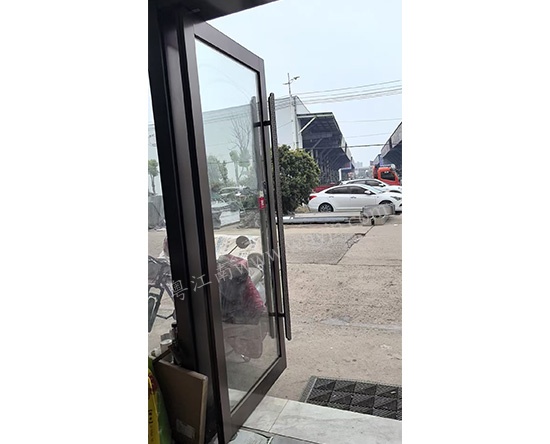 不锈钢地簧门